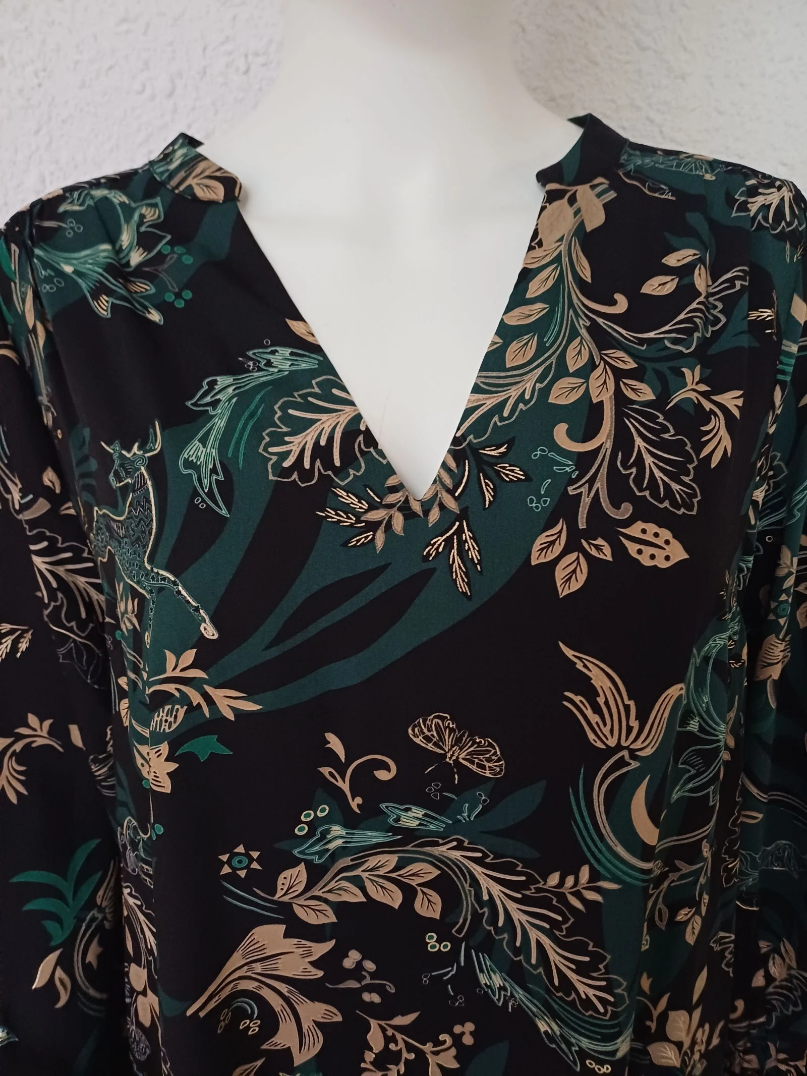 Vestido cache-cache fluido e confortável tamanho 38/40 cor preto com estampa – photo 4